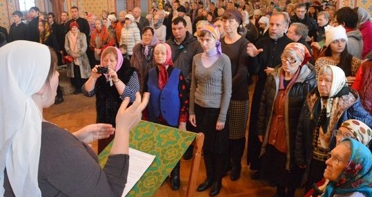 В Томске завершились курсы по основам русского жестового языка для священнослужителей и мирян