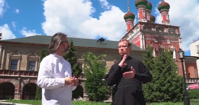 Созданы видеогиды по московским монастырям для глухих людей