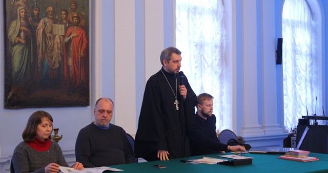 Семинар "Как рассказать ребенку о вере" прошел в епархиальном управлении Санкт-Петербургской епархии