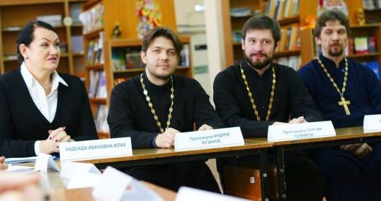 В Новокузнецке духовенство и студенты обсудили вопросы человеческого счастья