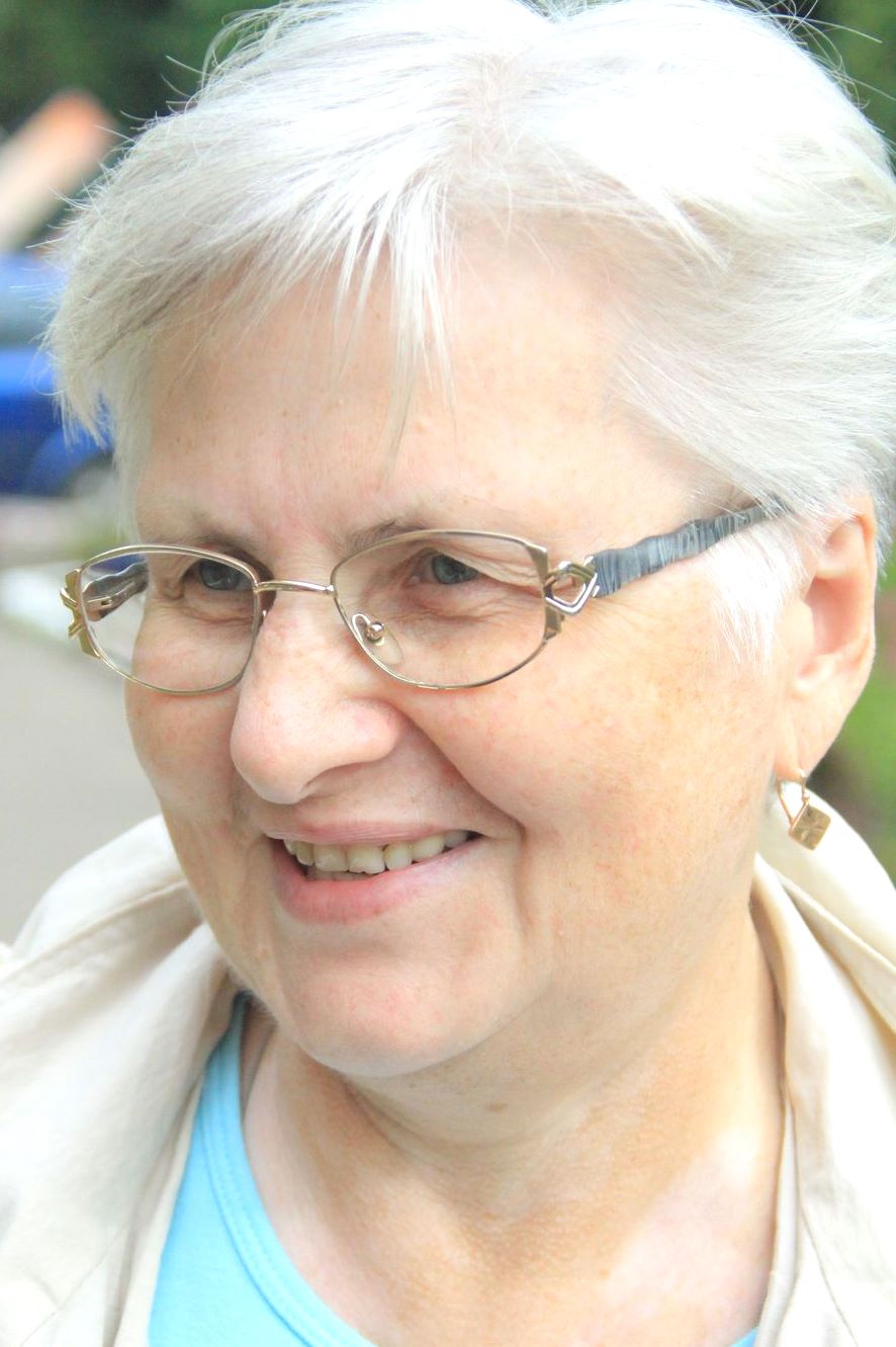 Tatyana, Teacher (Velsk): ‘Brotherhood helps us grow in Christ. It is specifically the common life of brothers and sisters – the true Christian life – that makes it possible to grow in the Holy Spirit. It is in brotherhood that we find such a “live” life, and see the lives of our brothers and sisters truly transformed’.