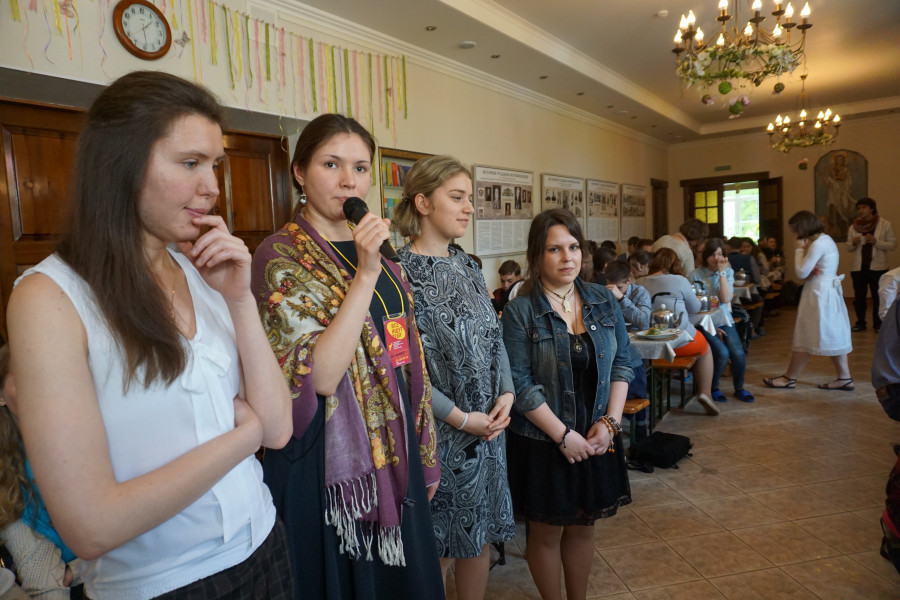 Члены Молодежного «Круга»  из Санкт-Петербурга