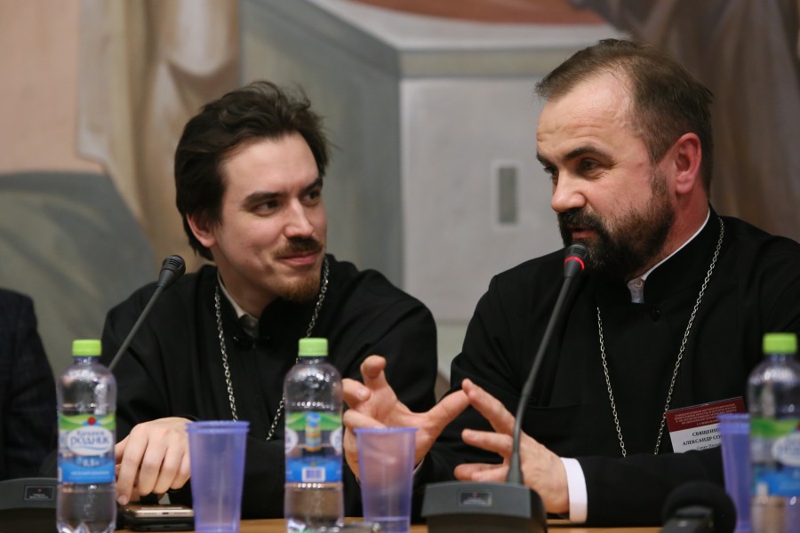 Fr. Konstantin Kostromin, Vice Principle for Theological Research at the Orthodox Seminary in St. Petersburg, Fr. Alexander Sorokin, priest in charge of the church of the Fyodorov Icon of the Mother of God