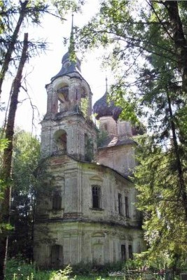 Воскресенская церковь с. Бовыкина. Фото 2008 г. (храм заброшен)