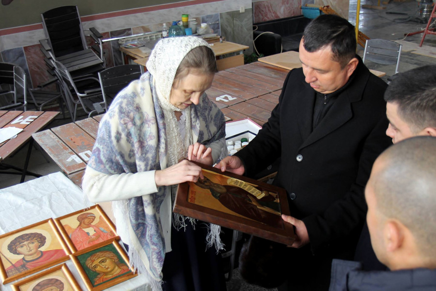 Екатерина Недзельская и имамы в Храме-на-Крови