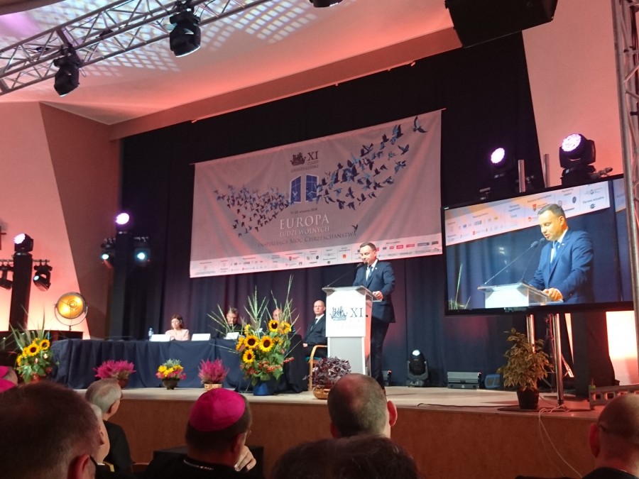 Президент Польши Анджей Дуда открывает Гнезненский съезд 2018 года