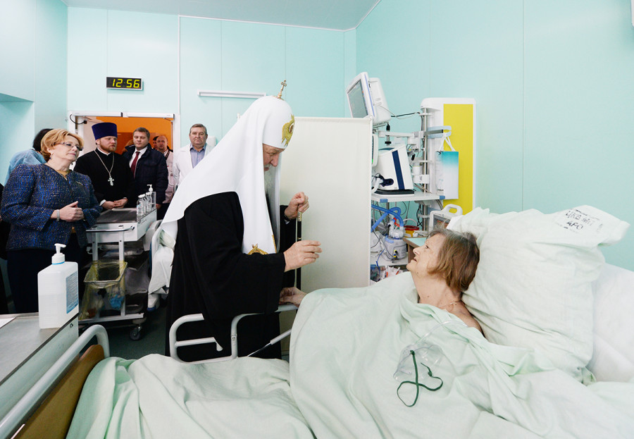 В праздник Рождества Христова Святейший Патриарх Кирилл посетил Больницу святителя Алексия в Москве