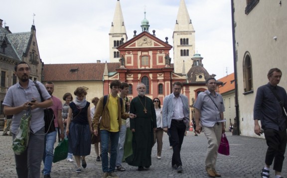 Паломники из СФИ в Будапеште и Праге