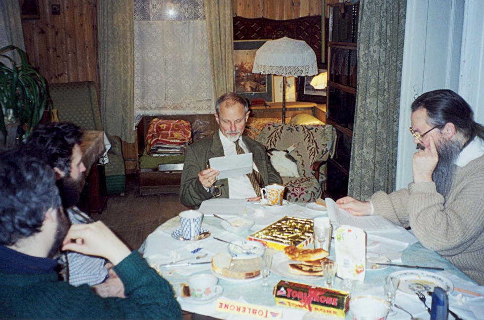 Никита Алексеевич в гостях у отца Георгия Кочеткова в Фирсановке. 2000 год