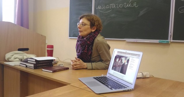 Декан богословского факультета СФИ прочитала курс лекций в Теологической семинарии в Новосаратовке