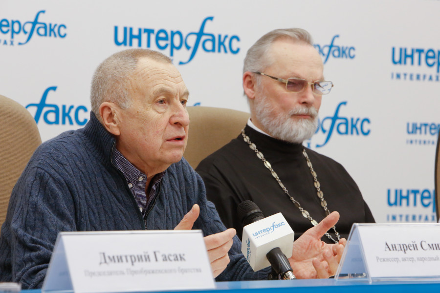 Andrey Smirnov, Fr Georgy Kochetkov