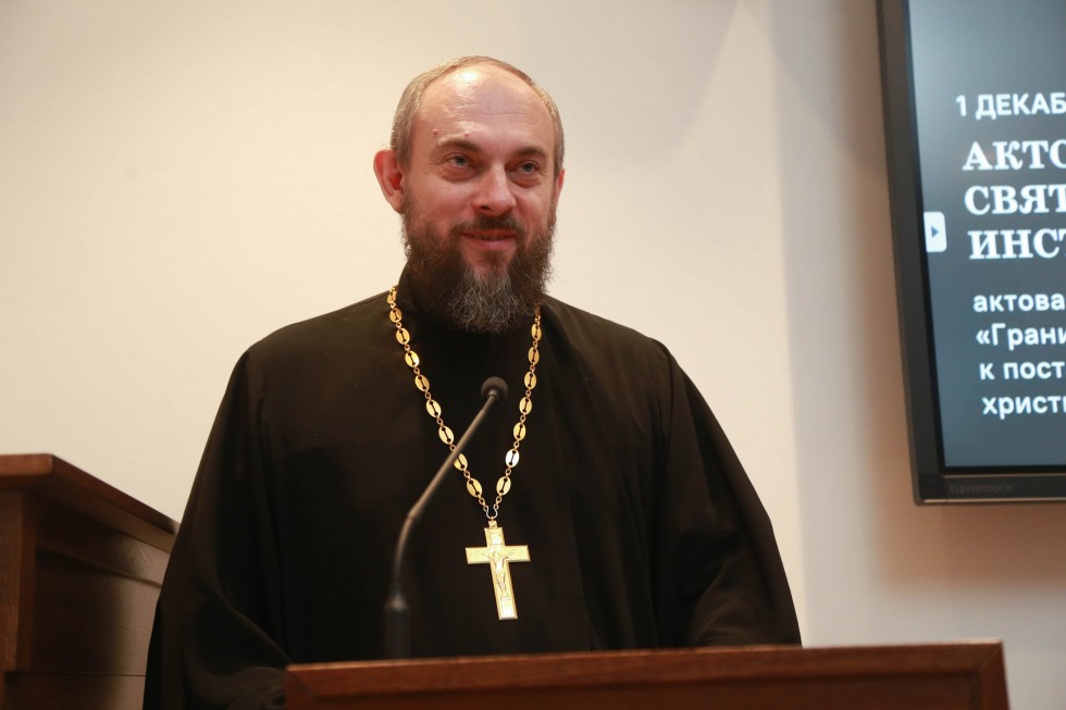Священник Михаил Легеев
