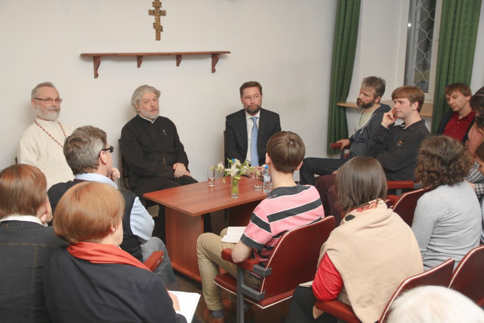 Встреча братства «Сретение» с протоиереем Алексием Уминским в часовне СФИ
