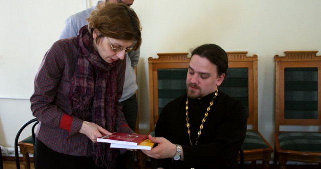 По благословению архиепископа Томского и Асиновского Ростислава группа паломников СФИ посетила Томск