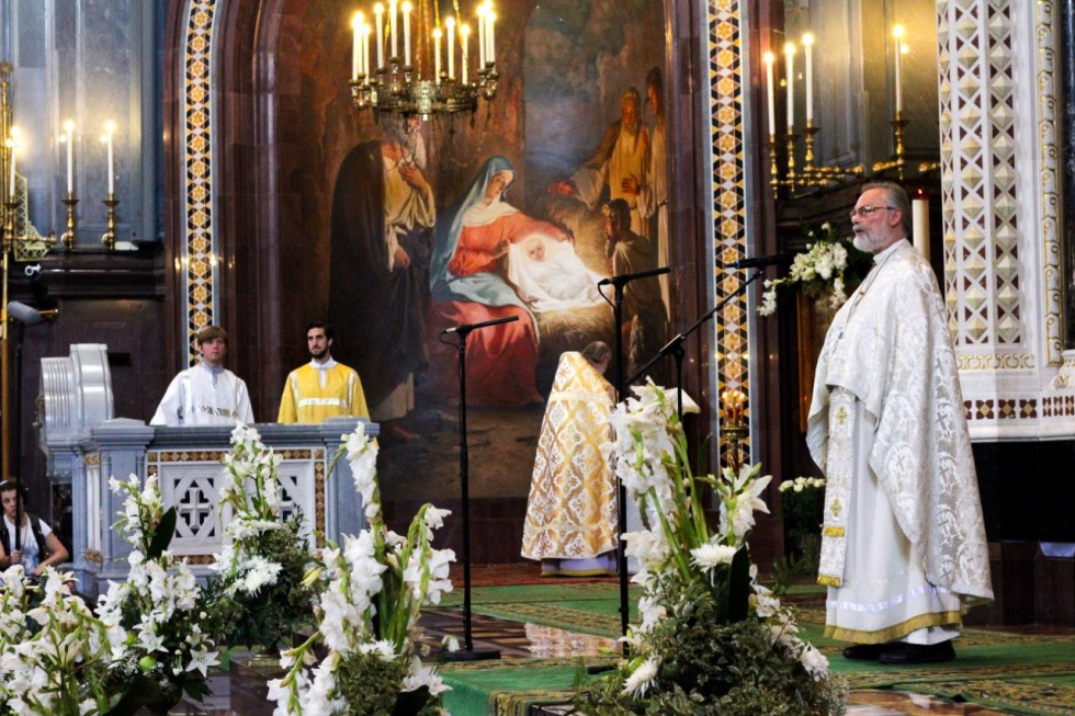 Fr Georgy Kochetkov, Rector of SFI and spiritual father of the Transfiguration Brotherhood, delivering a sermon at Christ the Savior Cathedral