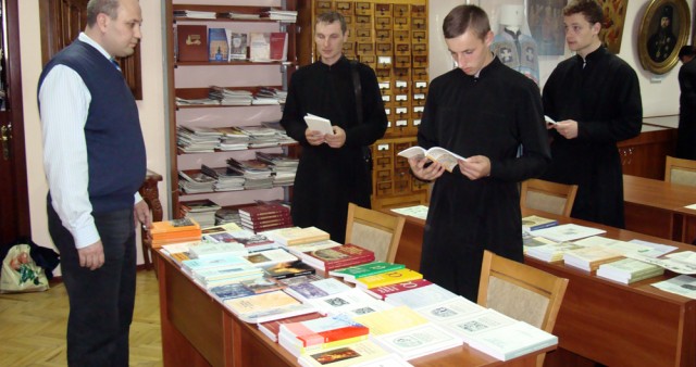 В Киевской духовной академии прошла презентация изданий Свято-Филаретовского православно-христианского института 