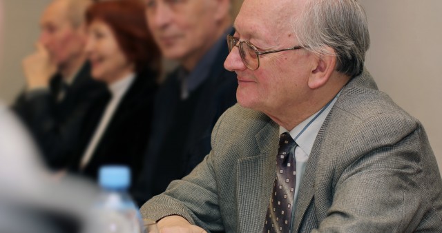 Physicist Alexei Starobinsky Joins SFI’s Board of Trustees