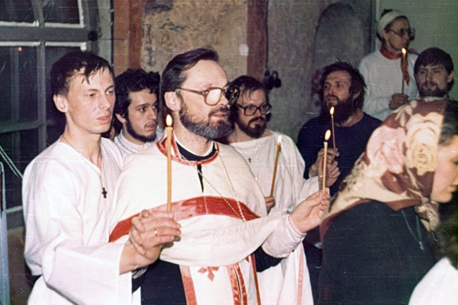 Крещение в соборе Сретения Владимирской иконы Божьей Матери на Пасху 1991 года