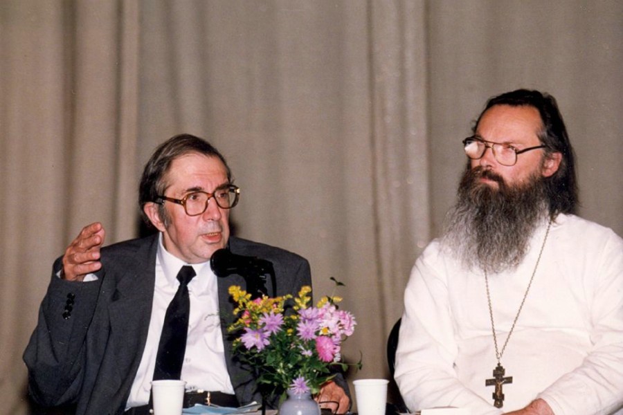 На конференции Преображенского братства «Язык церкви» с академиком Сергеем Аверинцевым. 1998 год