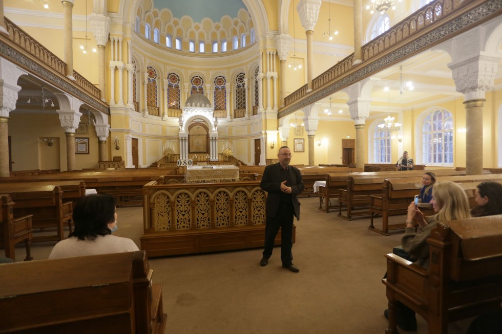 В Большой хоральной синагоге